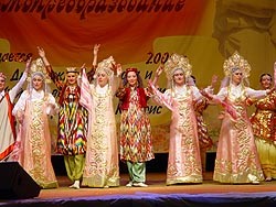 Студенты университета