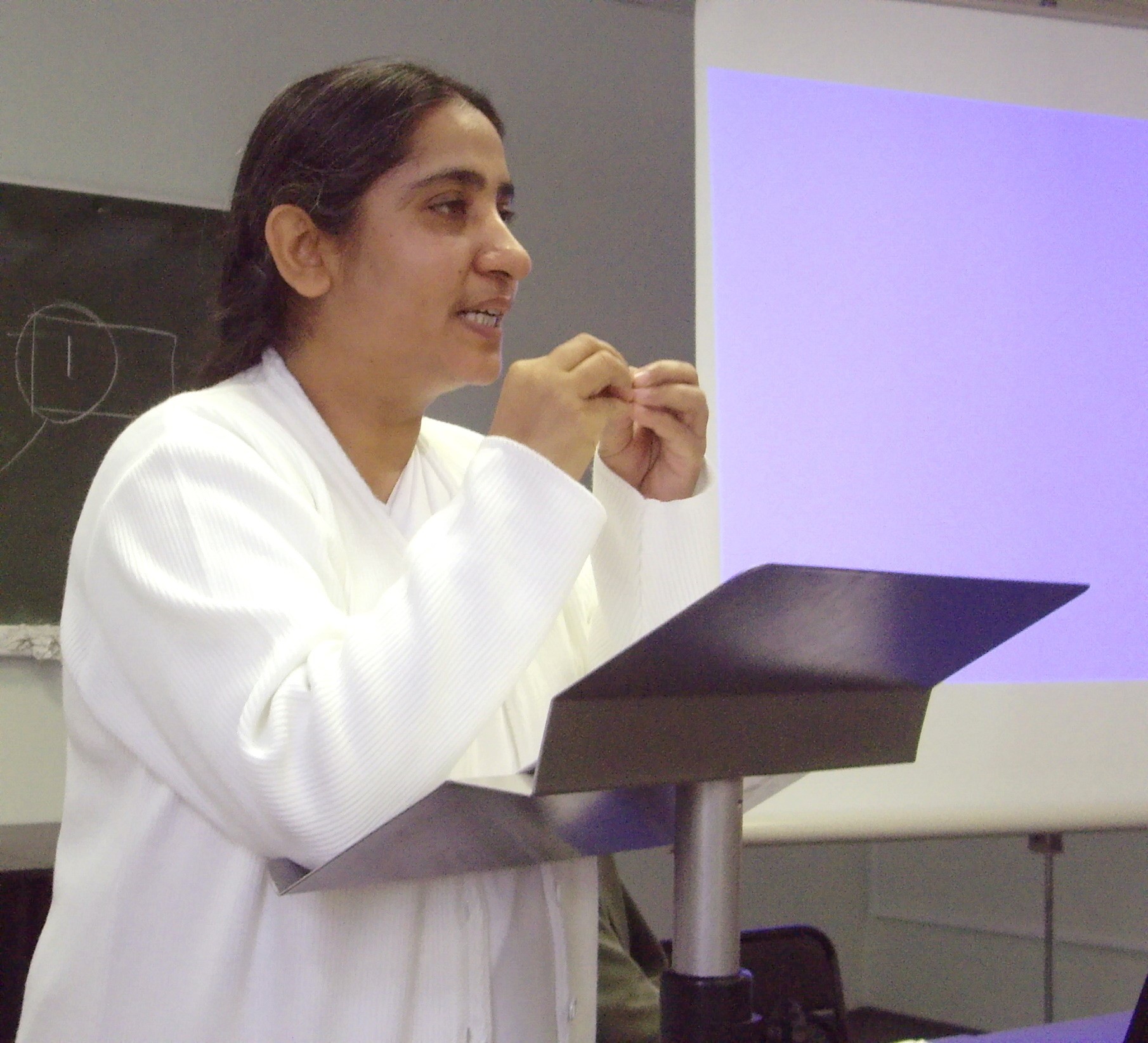 Диди выступает