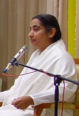 Диди Сантош — директор Санкт-Петербургского Центра Брахма Кумарис